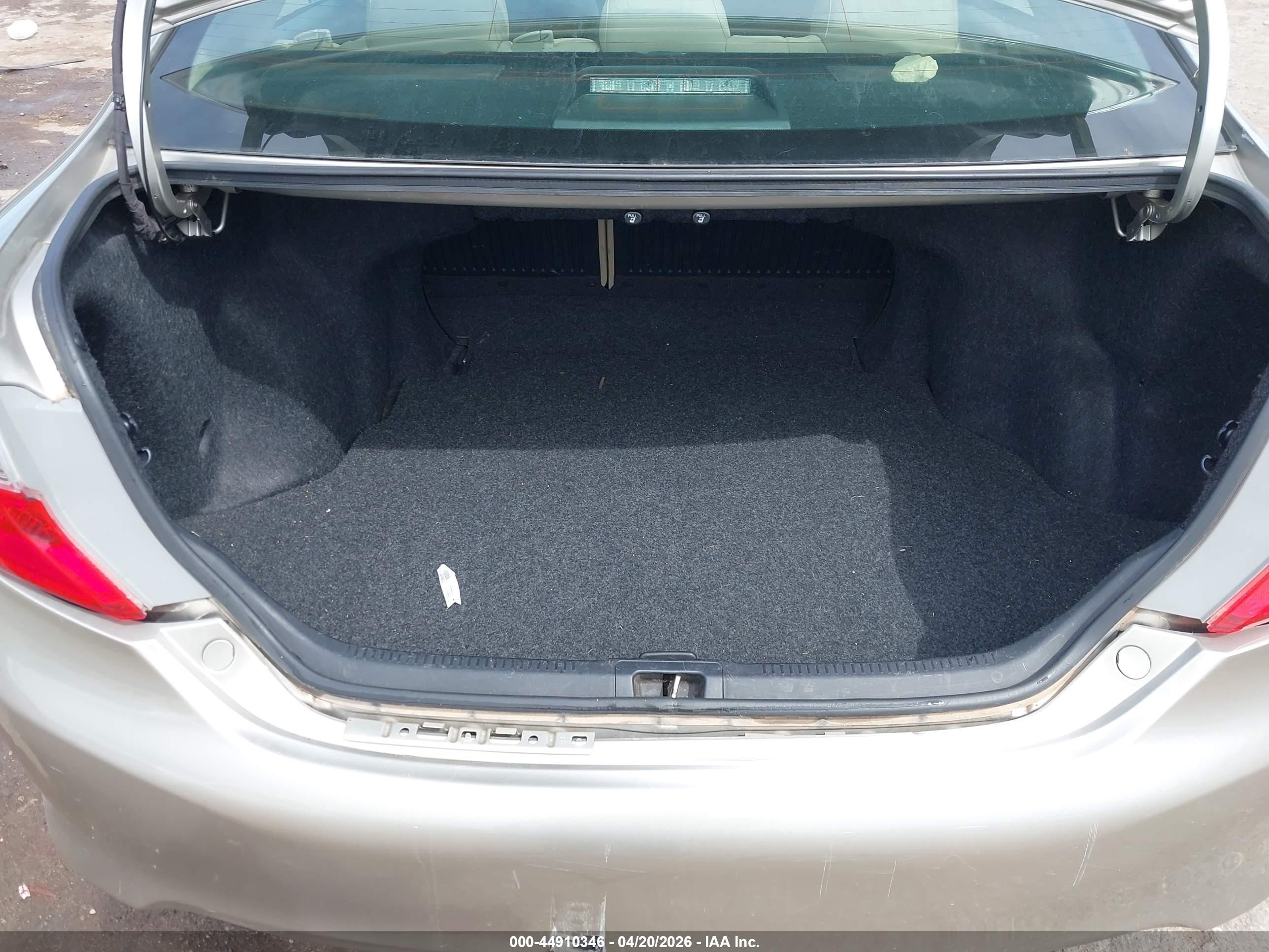 2014 Toyota Camry Le Бежевый vin: 4T4BF1FK9ER379412