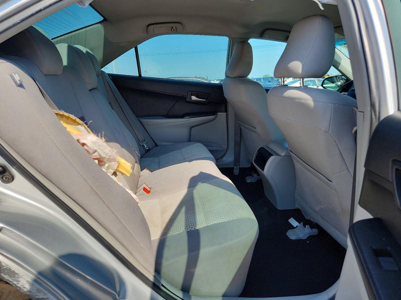 2014 Toyota Camry Le Silver vin: 4T4BF1FK9ER381757