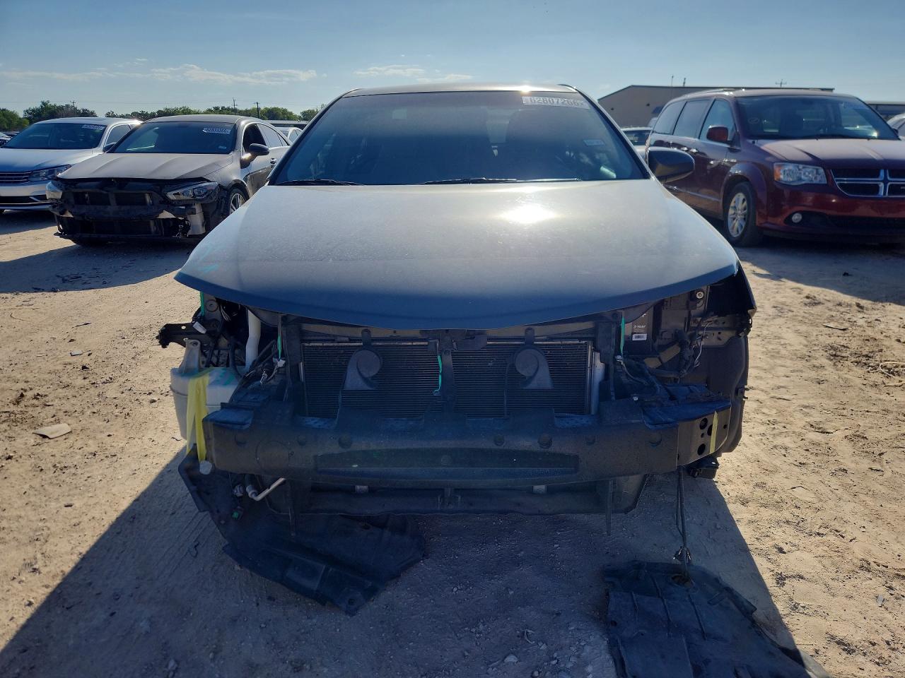 2014 Toyota Camry Le Green vin: 4T4BF1FK9ER385016