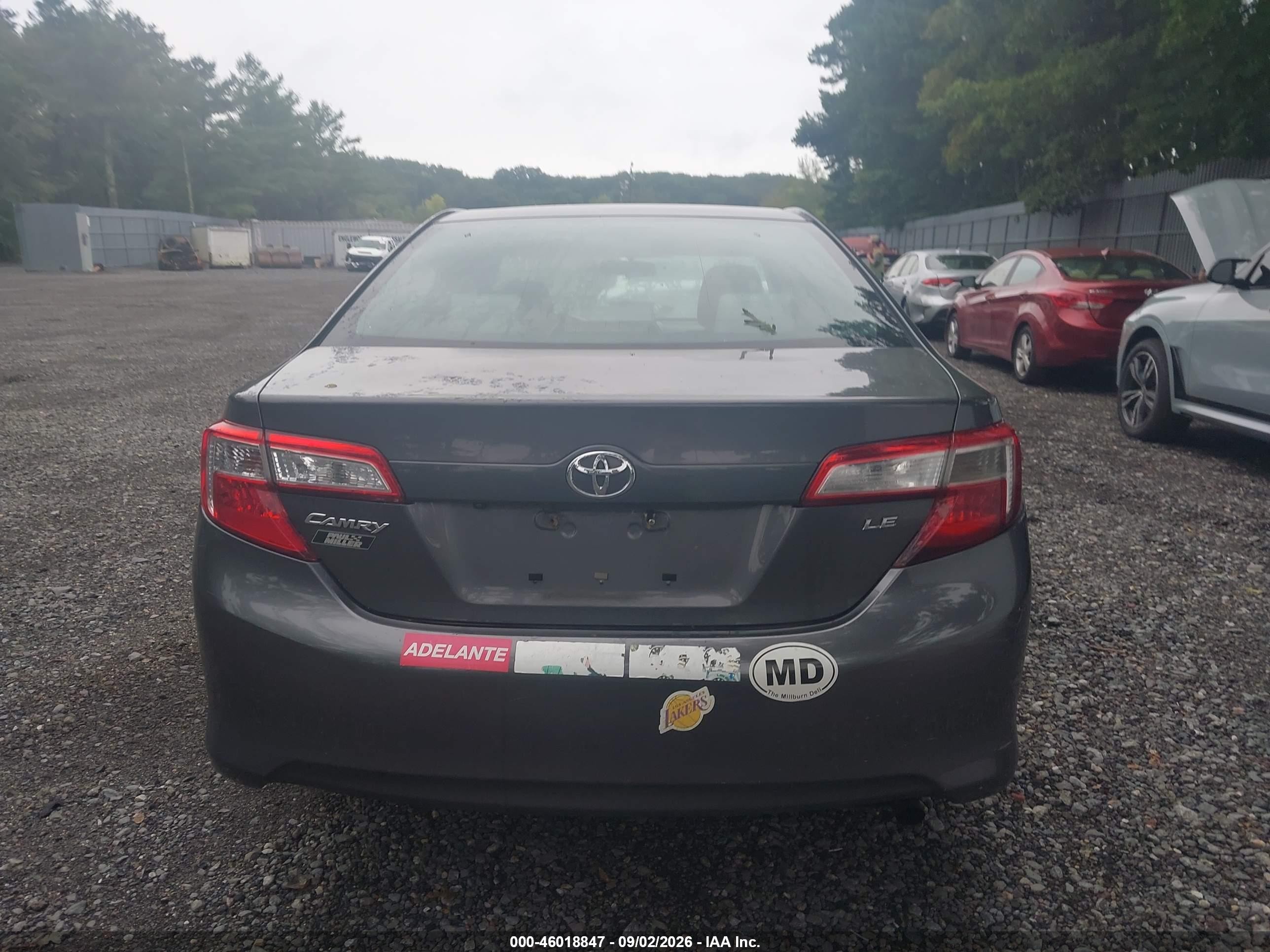 2014 Toyota Camry Le Серый vin: 4T4BF1FK9ER388093