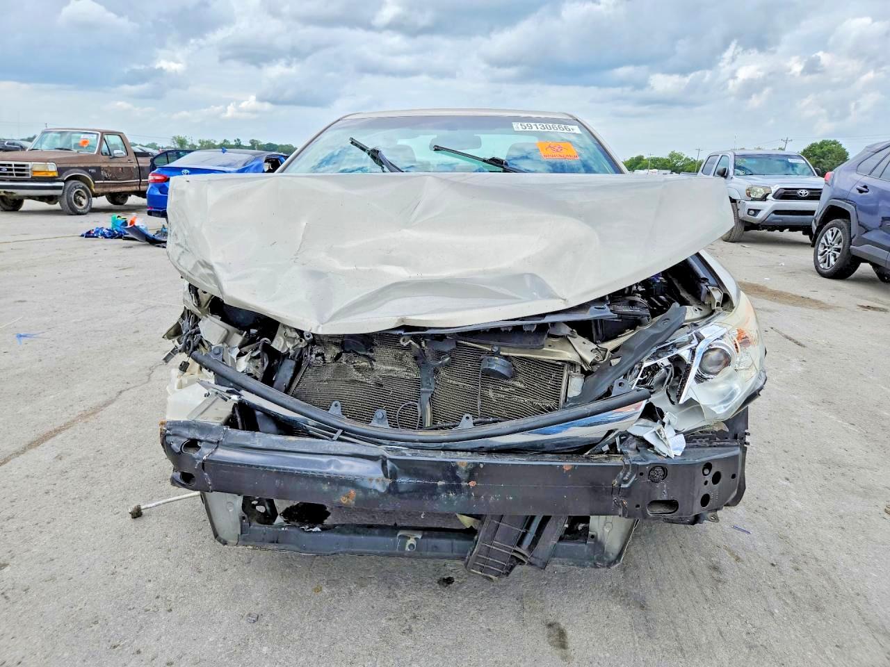 2014 Toyota Camry Le Бежевый vin: 4T4BF1FK9ER395819