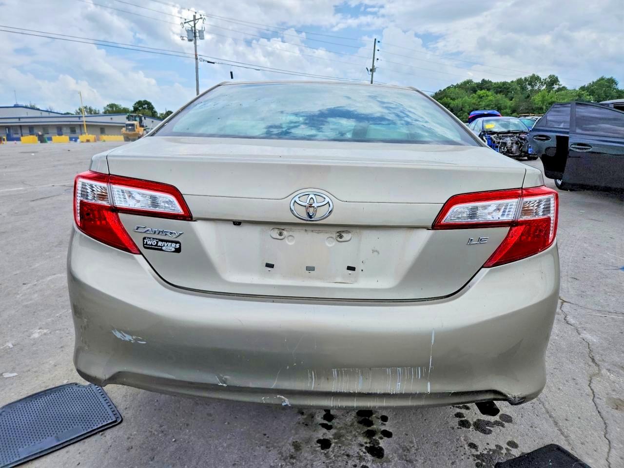 2014 Toyota Camry Le Бежевый vin: 4T4BF1FK9ER395819