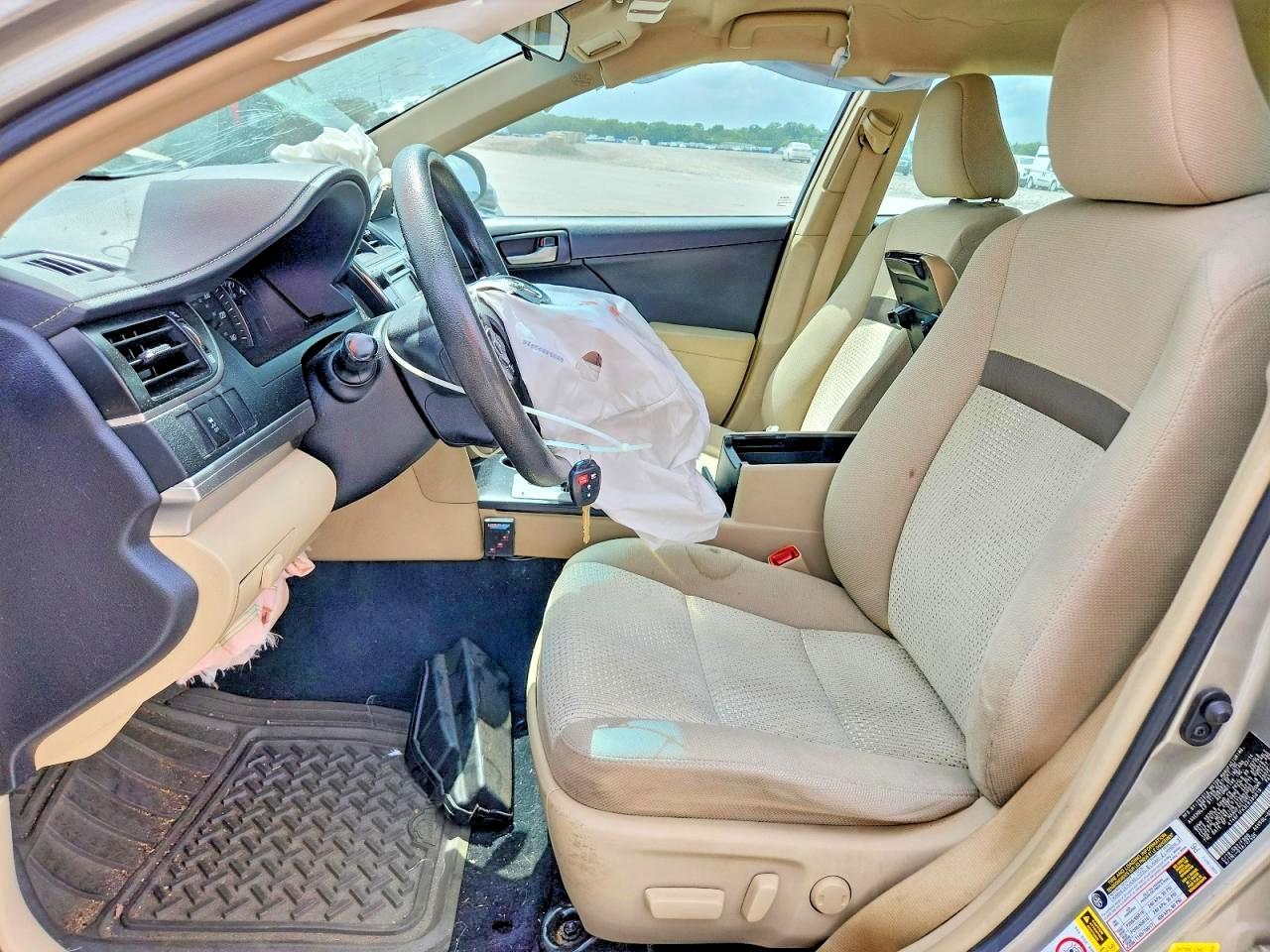 2014 Toyota Camry Le Бежевый vin: 4T4BF1FK9ER395819