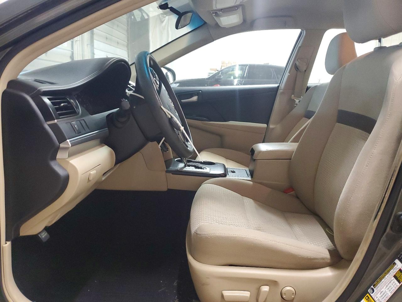 2014 Toyota Camry Le Серый vin: 4T4BF1FK9ER398462