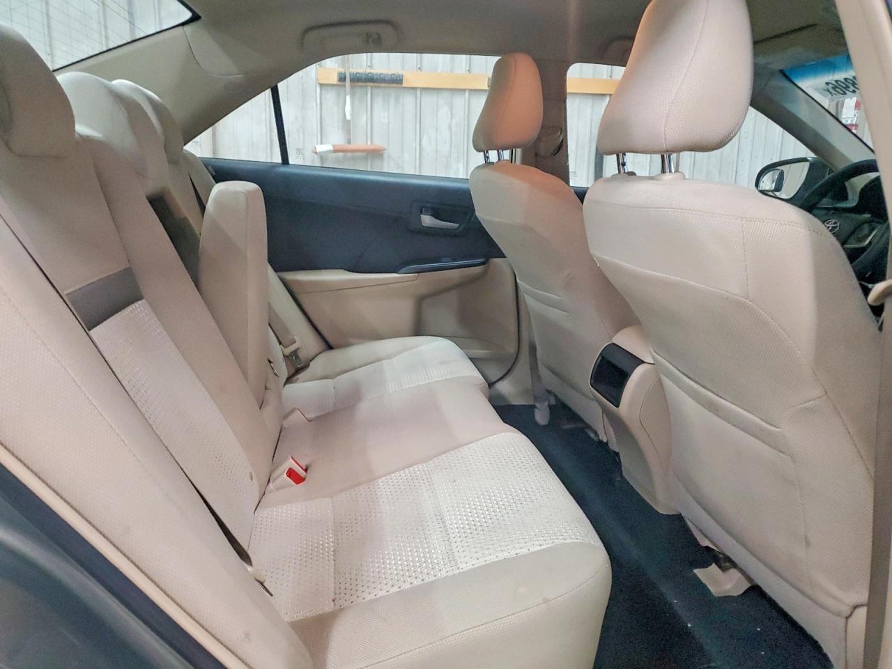 2014 Toyota Camry Le Серый vin: 4T4BF1FK9ER398462