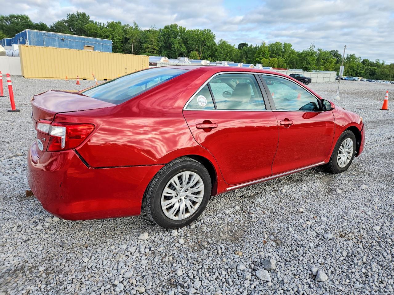 2014 Toyota Camry Le Красный vin: 4T4BF1FK9ER402137