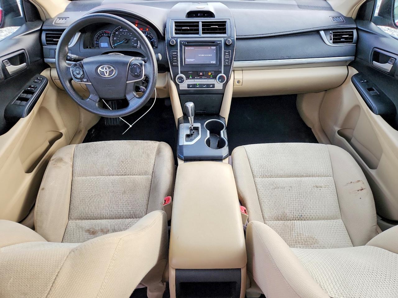 2014 Toyota Camry Le Красный vin: 4T4BF1FK9ER402137