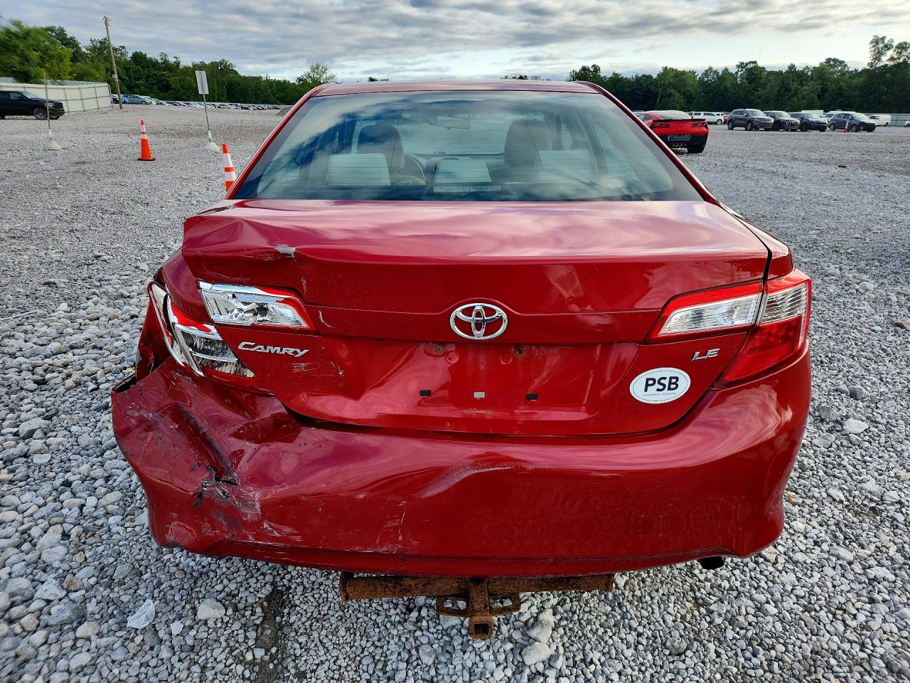 2014 Toyota Camry Le Красный vin: 4T4BF1FK9ER402137