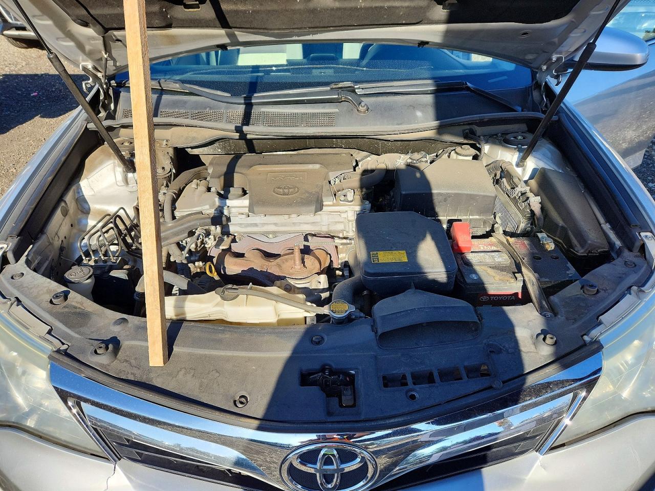 2014 Toyota Camry Le Silver vin: 4T4BF1FK9ER405944