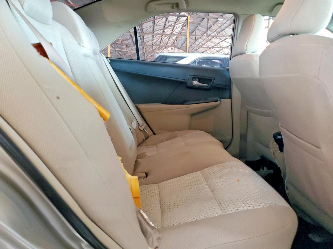 2014 Toyota Camry Le Silver vin: 4T4BF1FK9ER413557