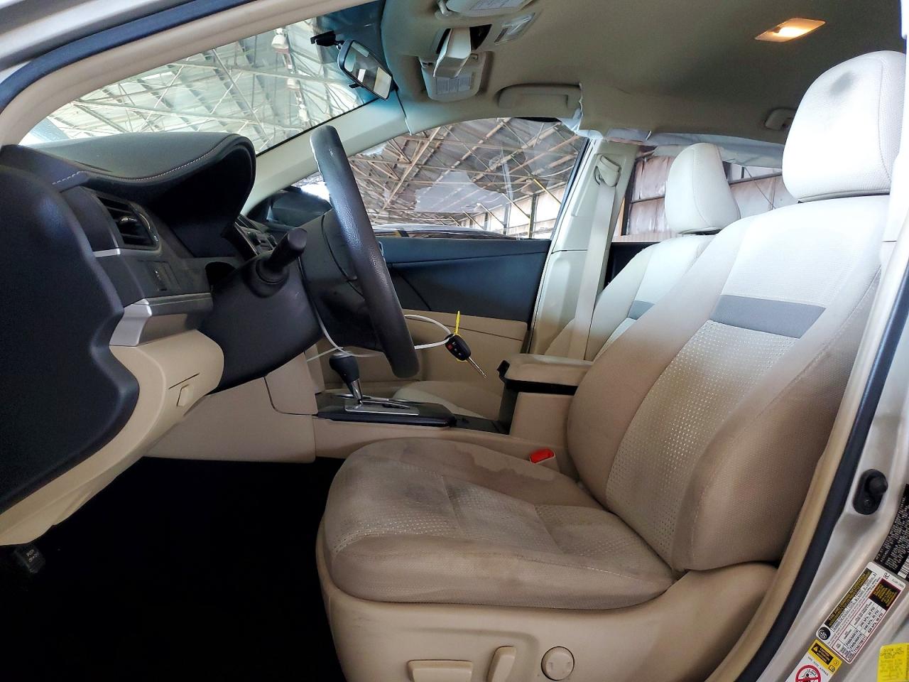 2014 Toyota Camry Le Silver vin: 4T4BF1FK9ER413557