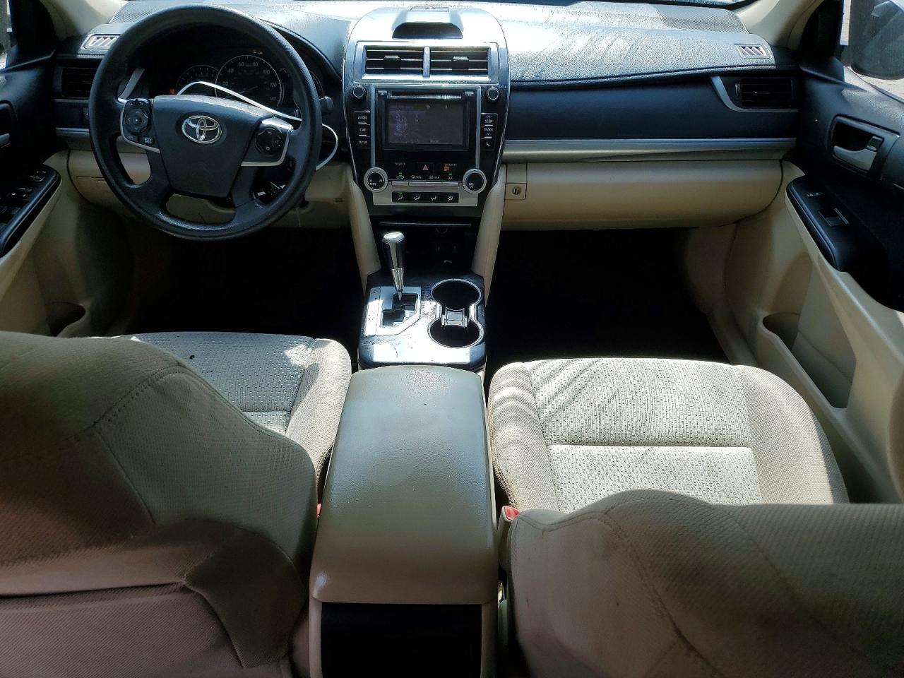 2014 Toyota Camry Le Beige vin: 4T4BF1FK9ER422159