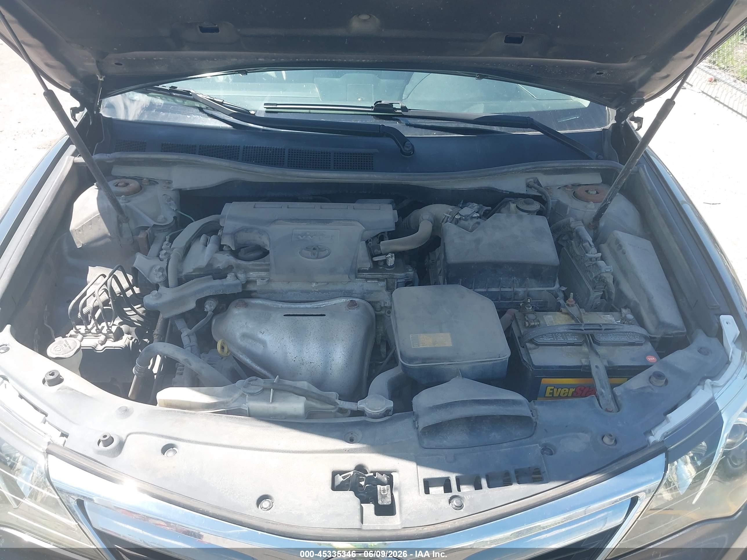 2014 Toyota Camry Le Gray vin: 4T4BF1FK9ER423327
