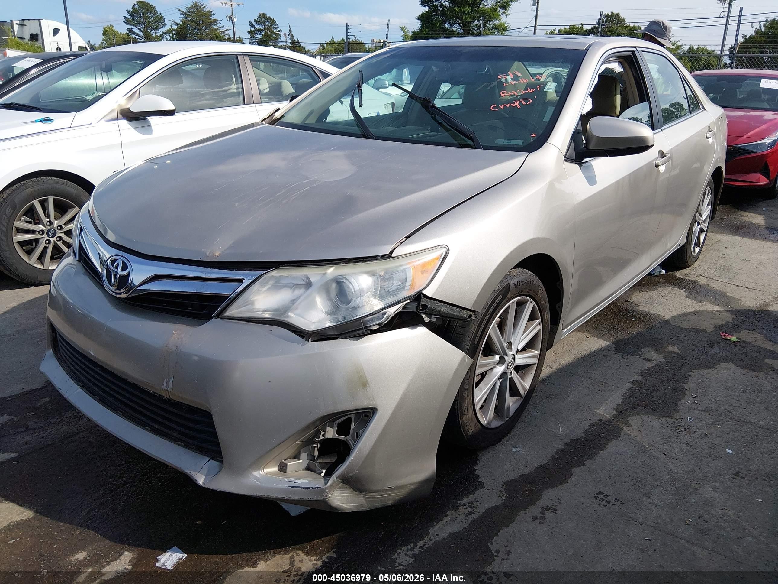 2014 Toyota Camry Xle Tan vin: 4T4BF1FK9ER426194