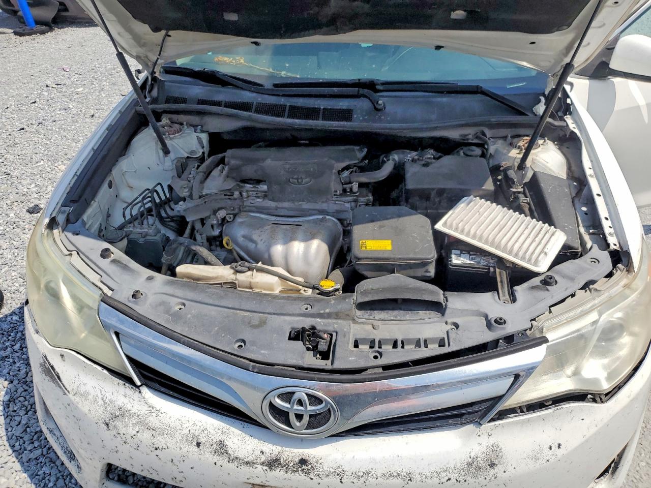 2014 Toyota Camry Le White vin: 4T4BF1FK9ER426986