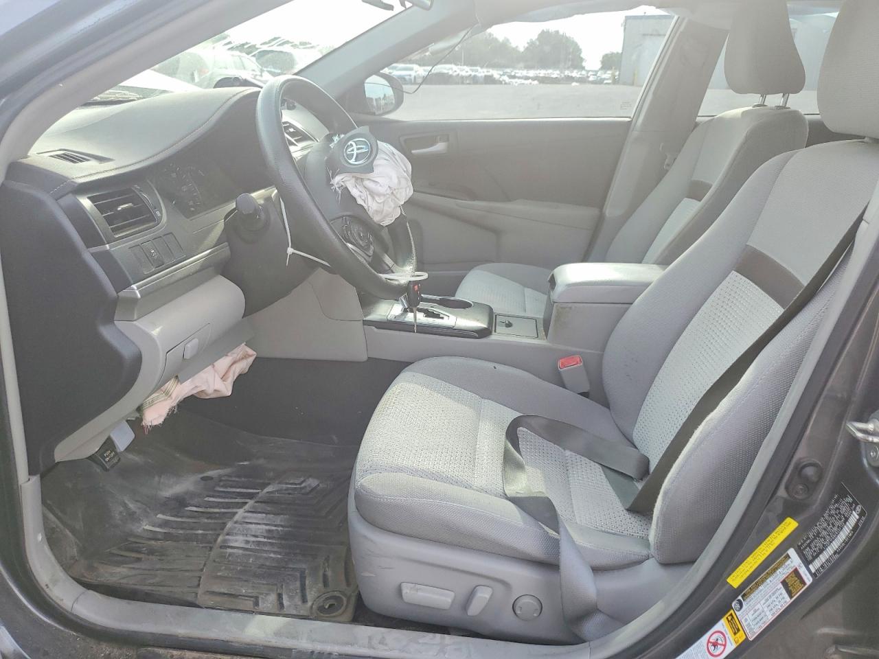 2014 Toyota Camry Le Gray vin: 4T4BF1FK9ER427152
