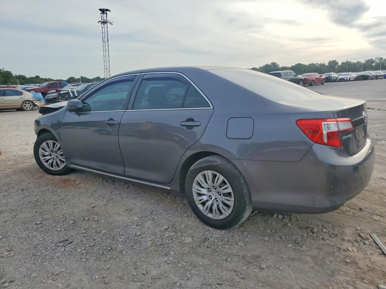 2014 Toyota Camry Le Gray vin: 4T4BF1FK9ER427152