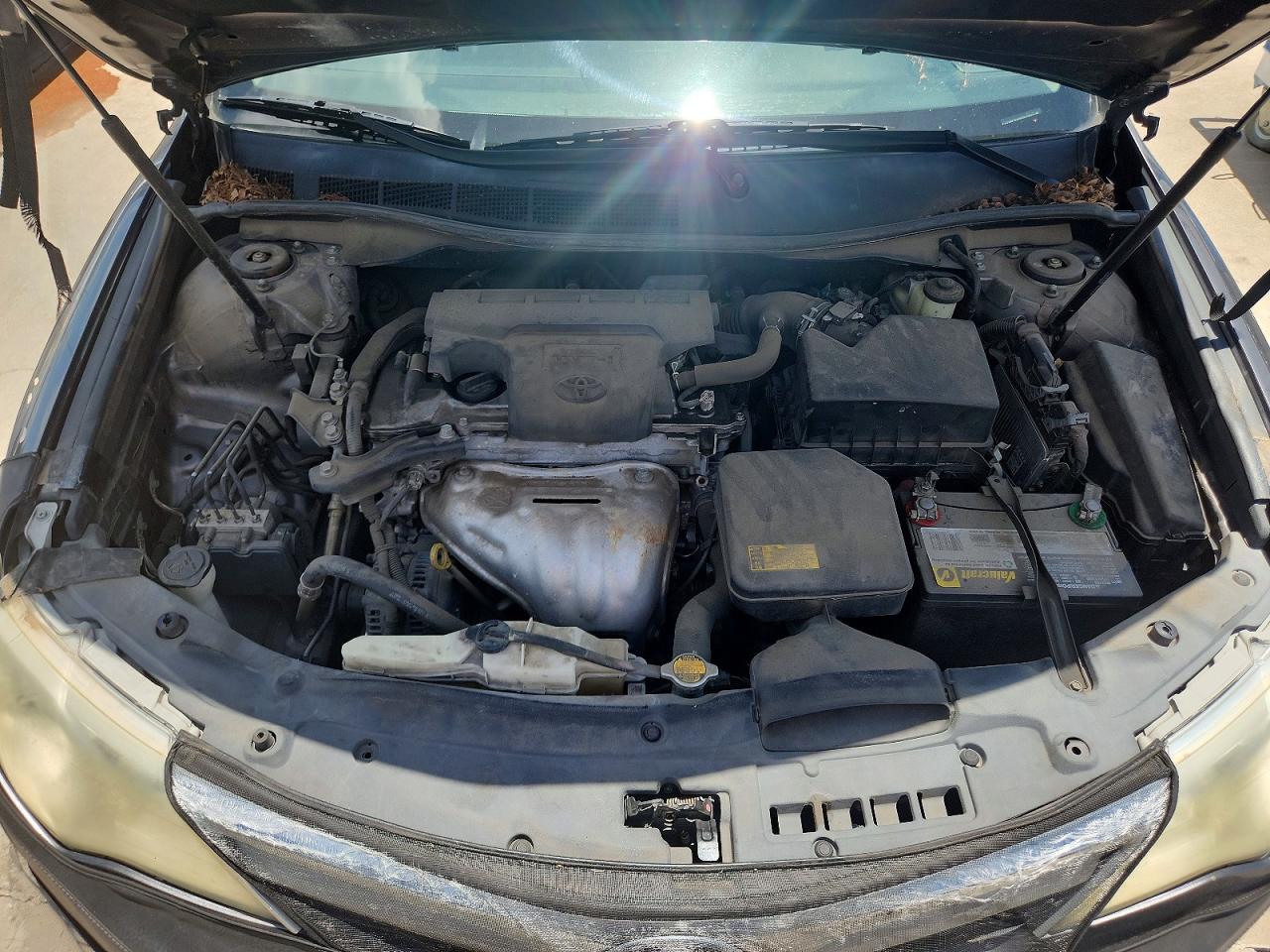 2014 Toyota Camry Le Gray vin: 4T4BF1FK9ER428625