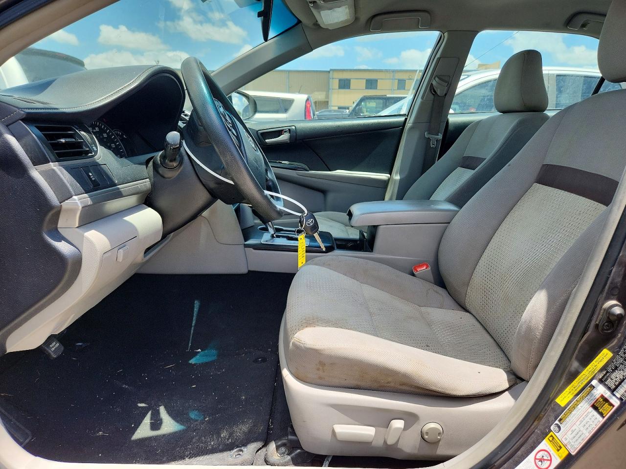 2014 Toyota Camry Le Gray vin: 4T4BF1FK9ER428625