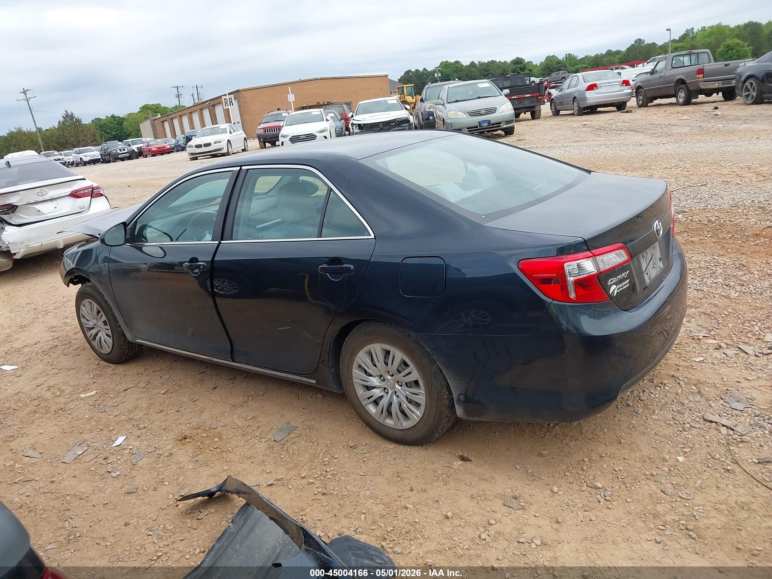 2014 Toyota Camry L/le/se/se Sport/xle Blue vin: 4T4BF1FK9ER434456