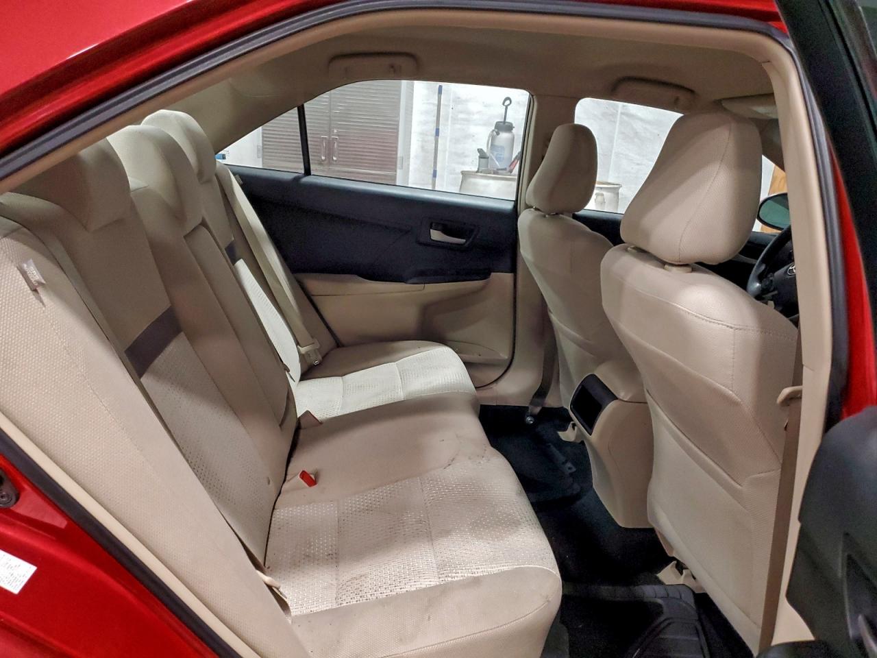2014 Toyota Camry L Red vin: 4T4BF1FK9ER436885
