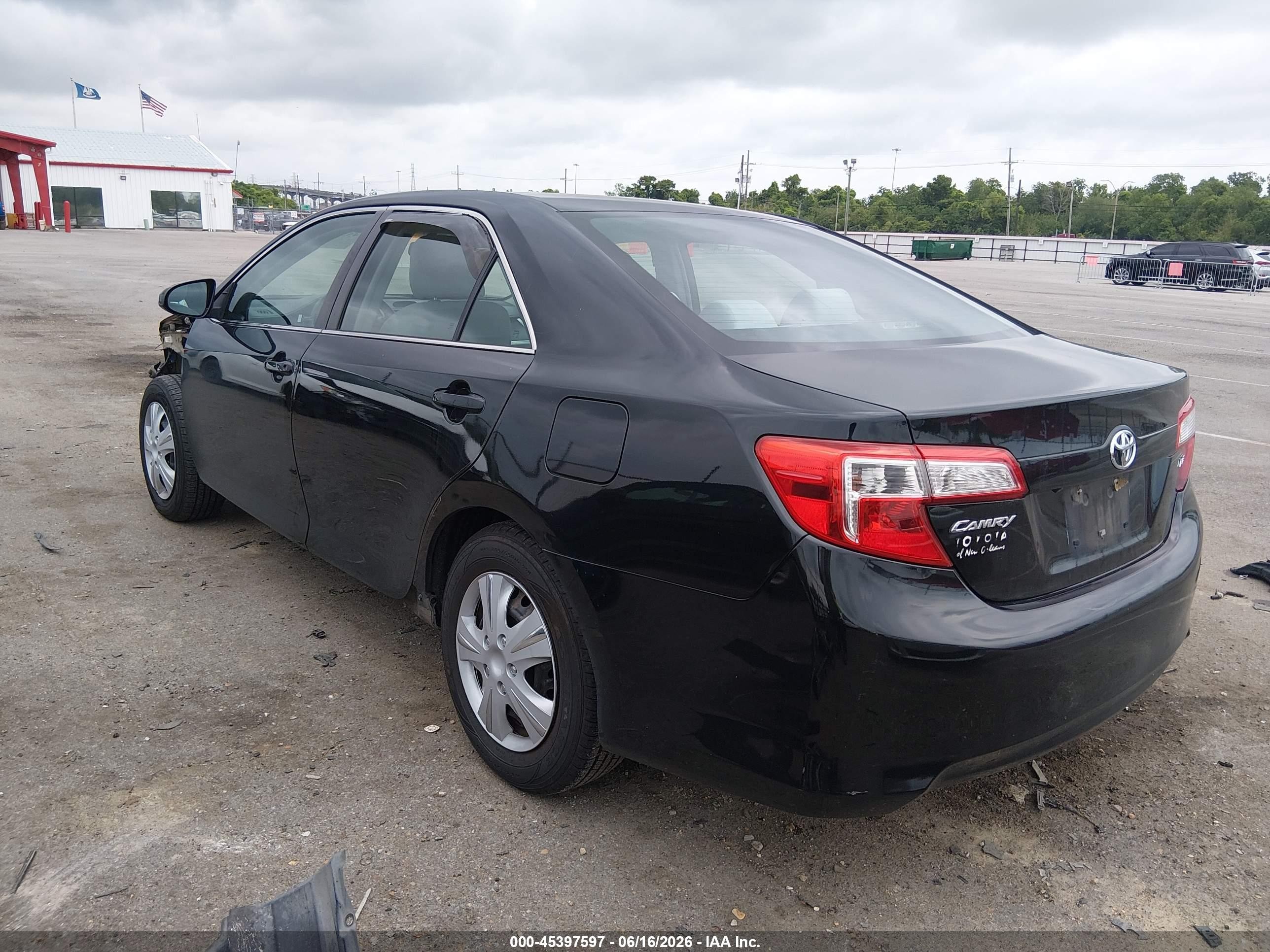 2014 Toyota Camry Le Black vin: 4T4BF1FK9ER437518
