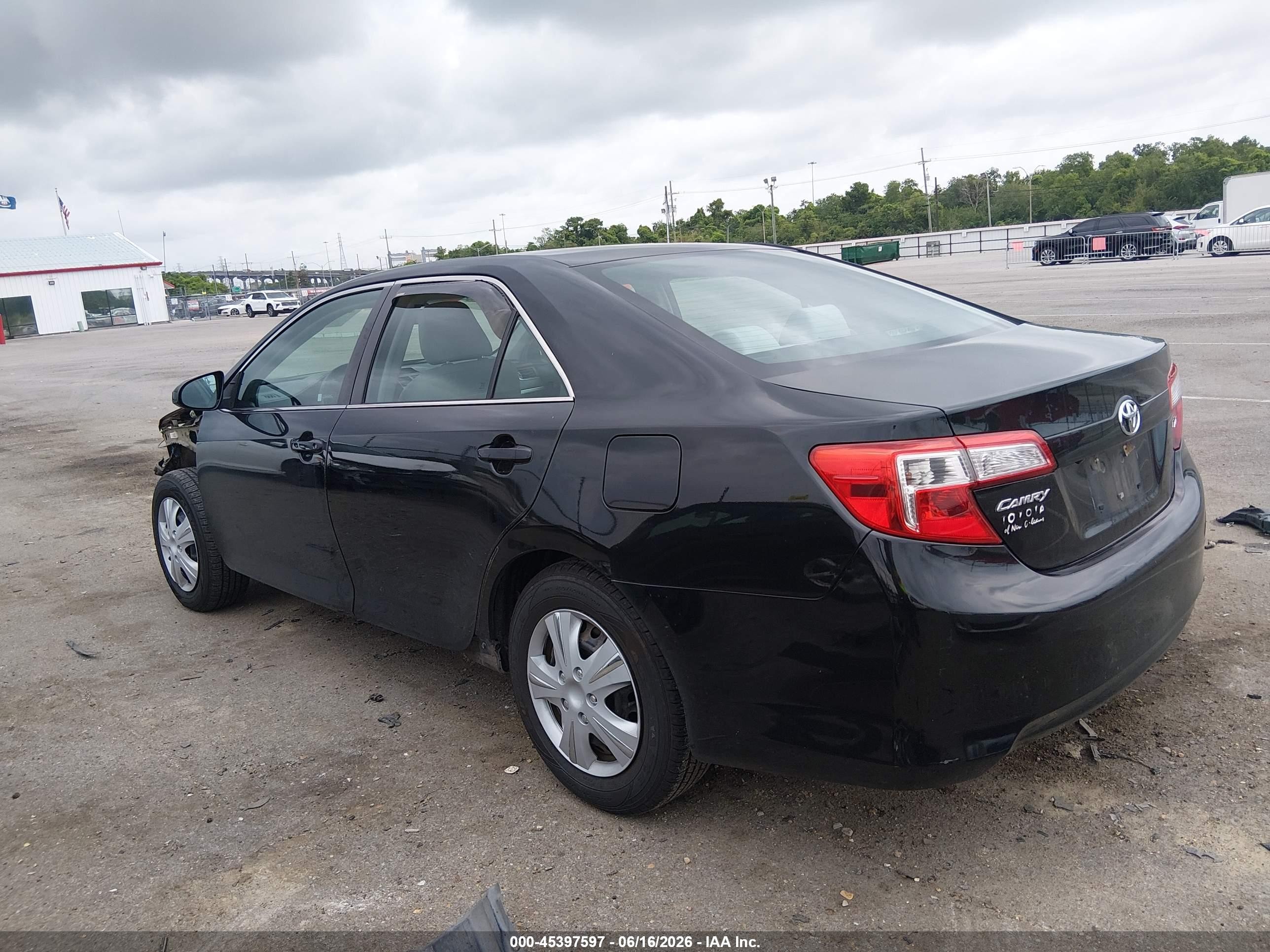 2014 Toyota Camry Le Black vin: 4T4BF1FK9ER437518