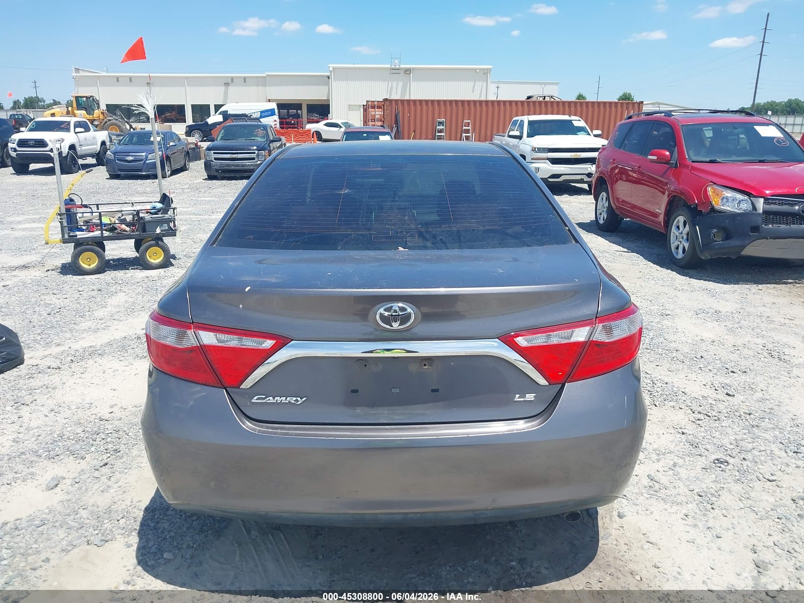 2015 Toyota Camry Le Gray vin: 4T4BF1FK9FR473274