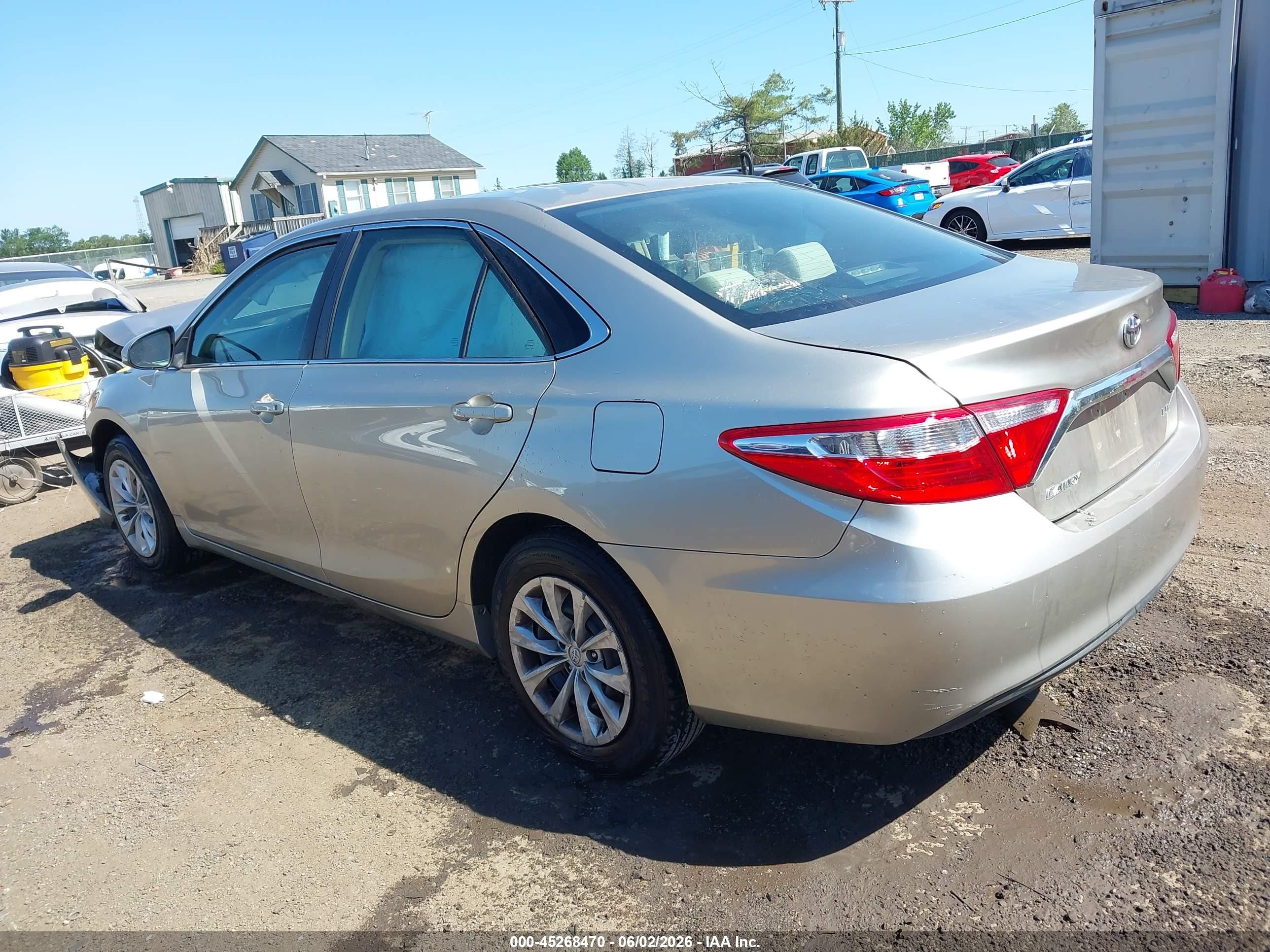 2015 Toyota Camry Le Beige vin: 4T4BF1FK9FR486896