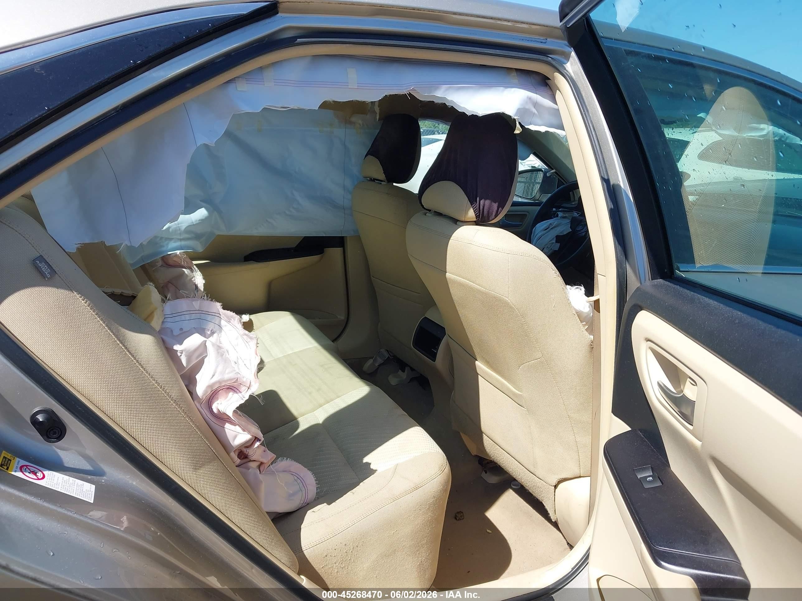 2015 Toyota Camry Le Beige vin: 4T4BF1FK9FR486896