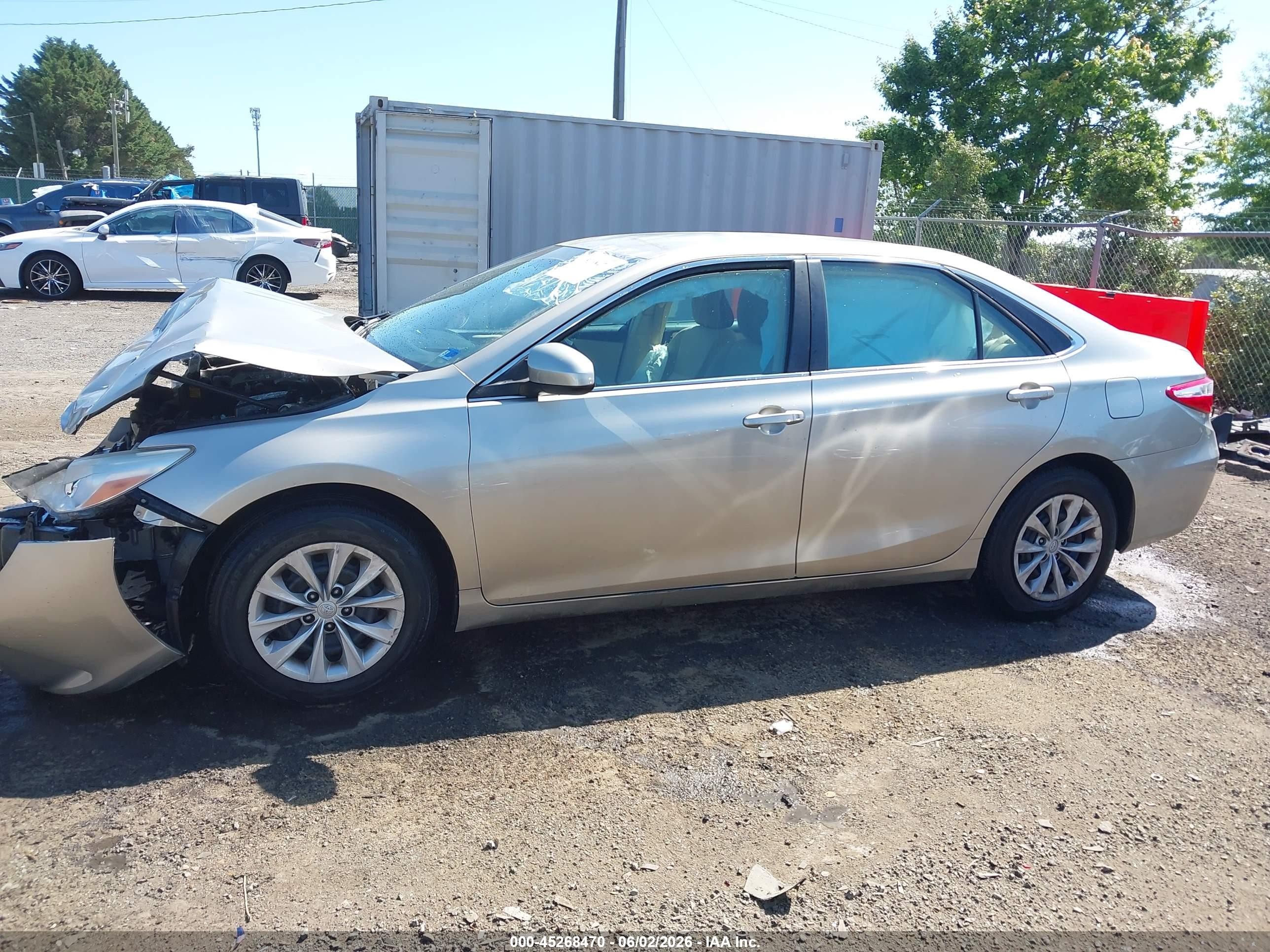 2015 Toyota Camry Le Beige vin: 4T4BF1FK9FR486896