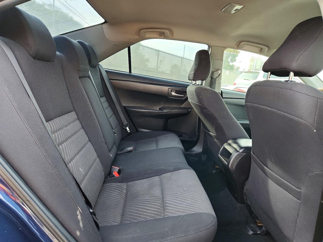 2015 Toyota Camry Le Blue vin: 4T4BF1FK9FR491337