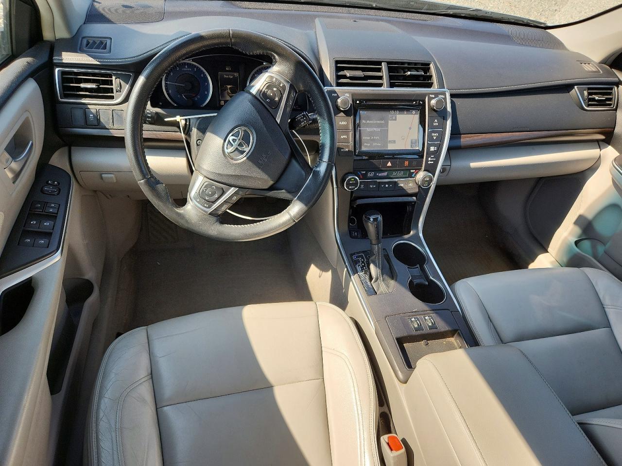 2015 Toyota Camry Xle Silver vin: 4T4BF1FK9FR497204