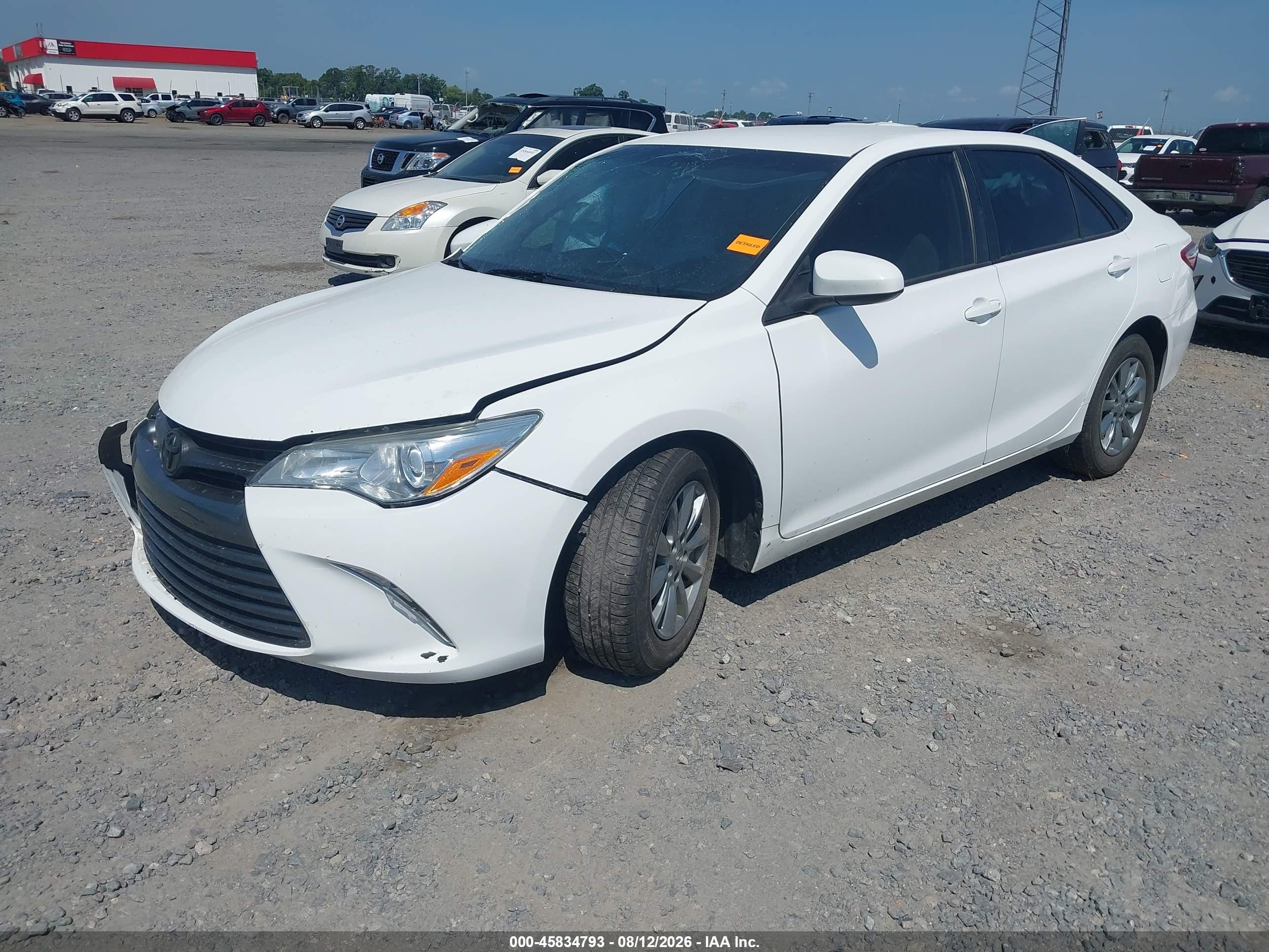 2015 Toyota Camry Le White vin: 4T4BF1FK9FR501090