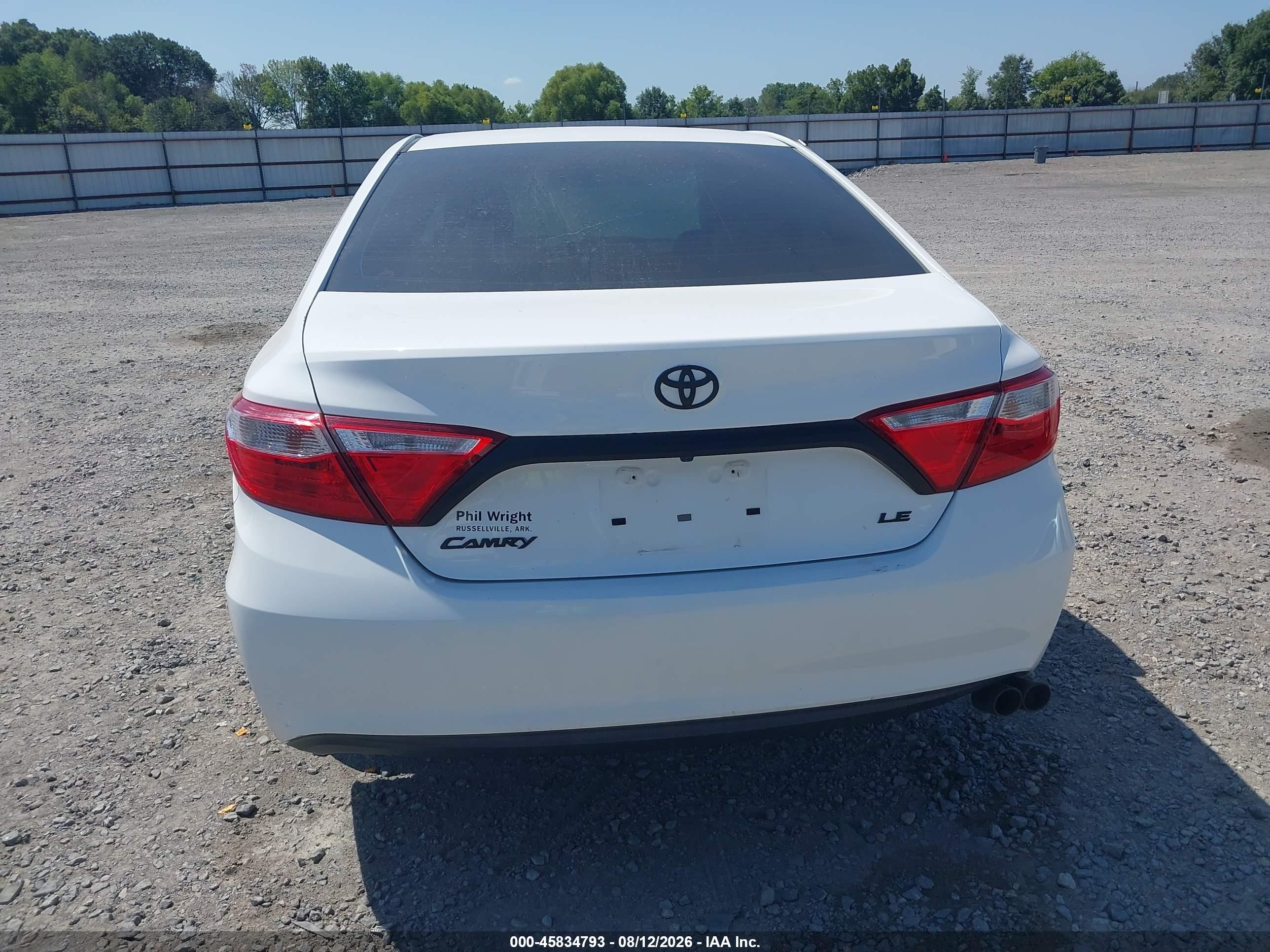 2015 Toyota Camry Le White vin: 4T4BF1FK9FR501090