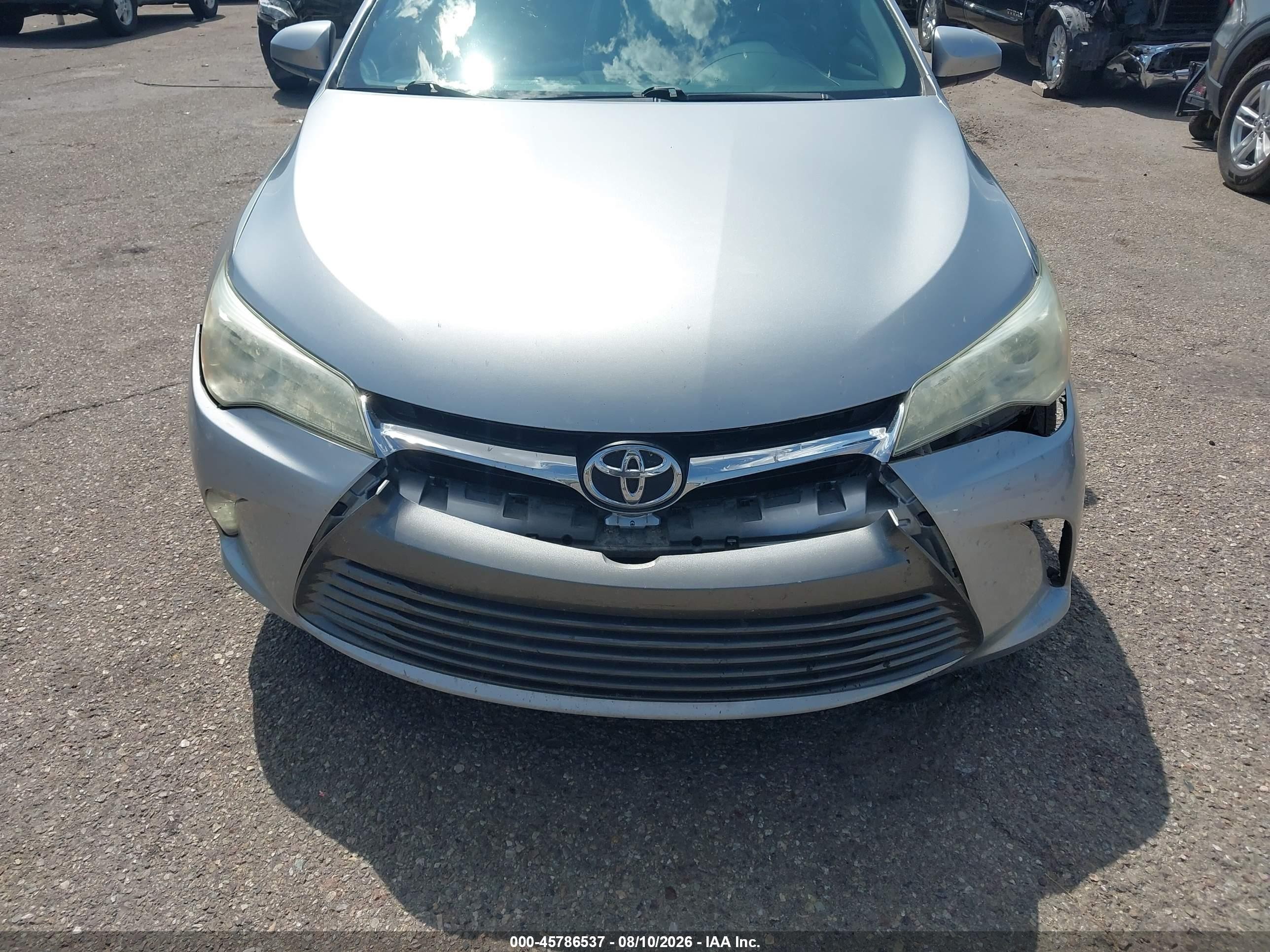 2015 Toyota Camry Xle Silver vin: 4T4BF1FK9FR501526
