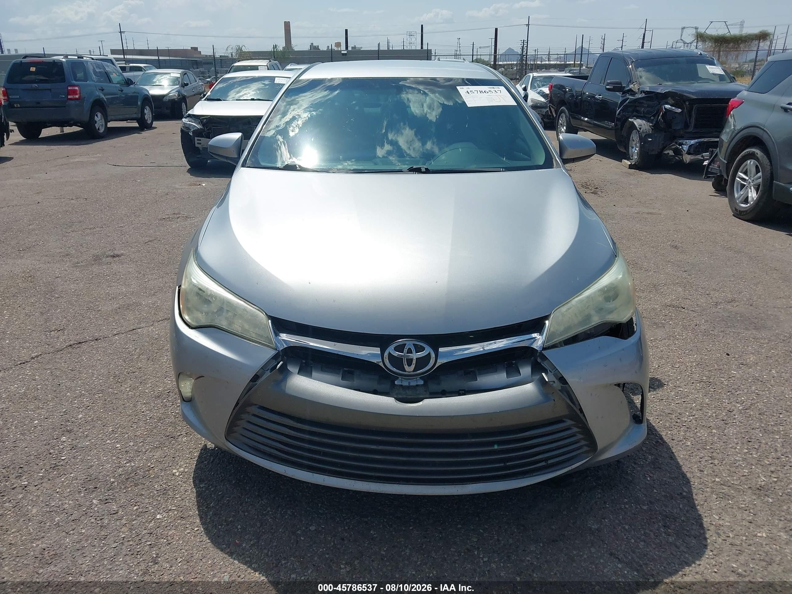 2015 Toyota Camry Xle Silver vin: 4T4BF1FK9FR501526