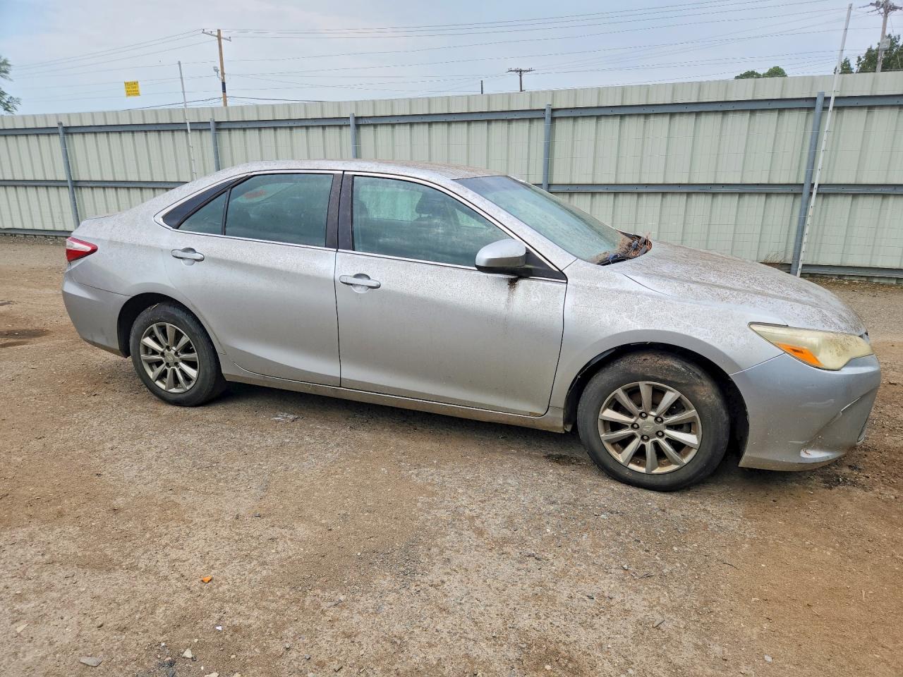 2015 Toyota Camry Le Silver vin: 4T4BF1FK9FR507035