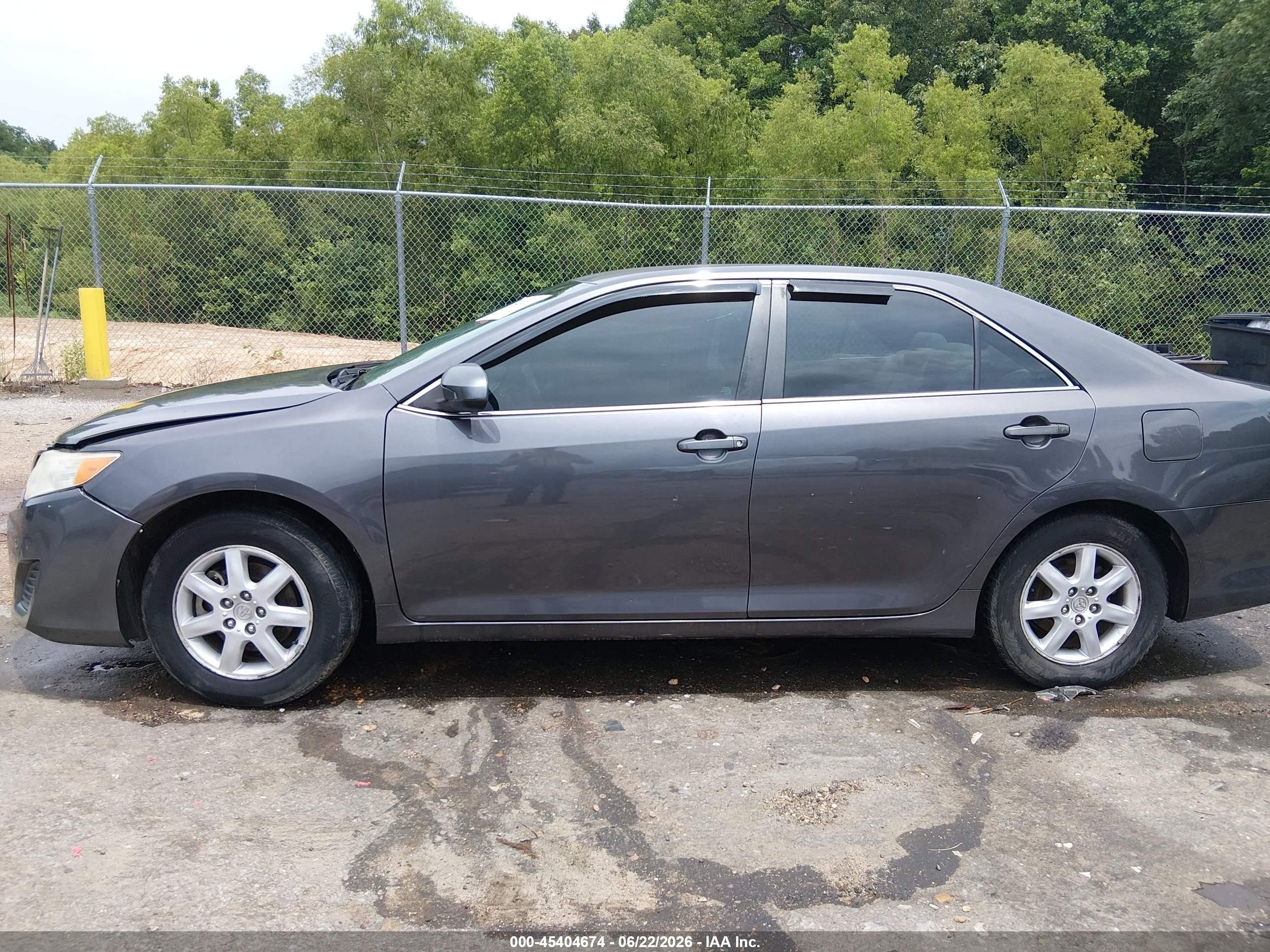 2012 Toyota Camry L Gray vin: 4T4BF1FKXCR181452