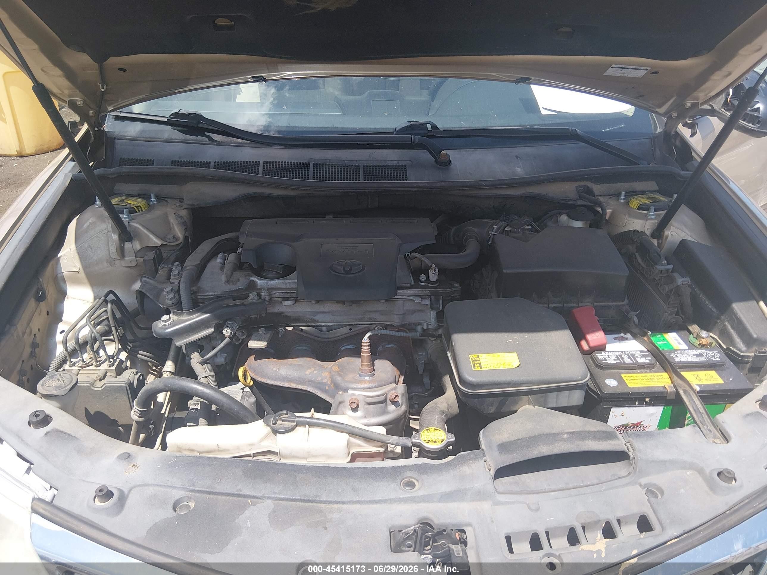 2012 Toyota Camry Le Gold vin: 4T4BF1FKXCR183539