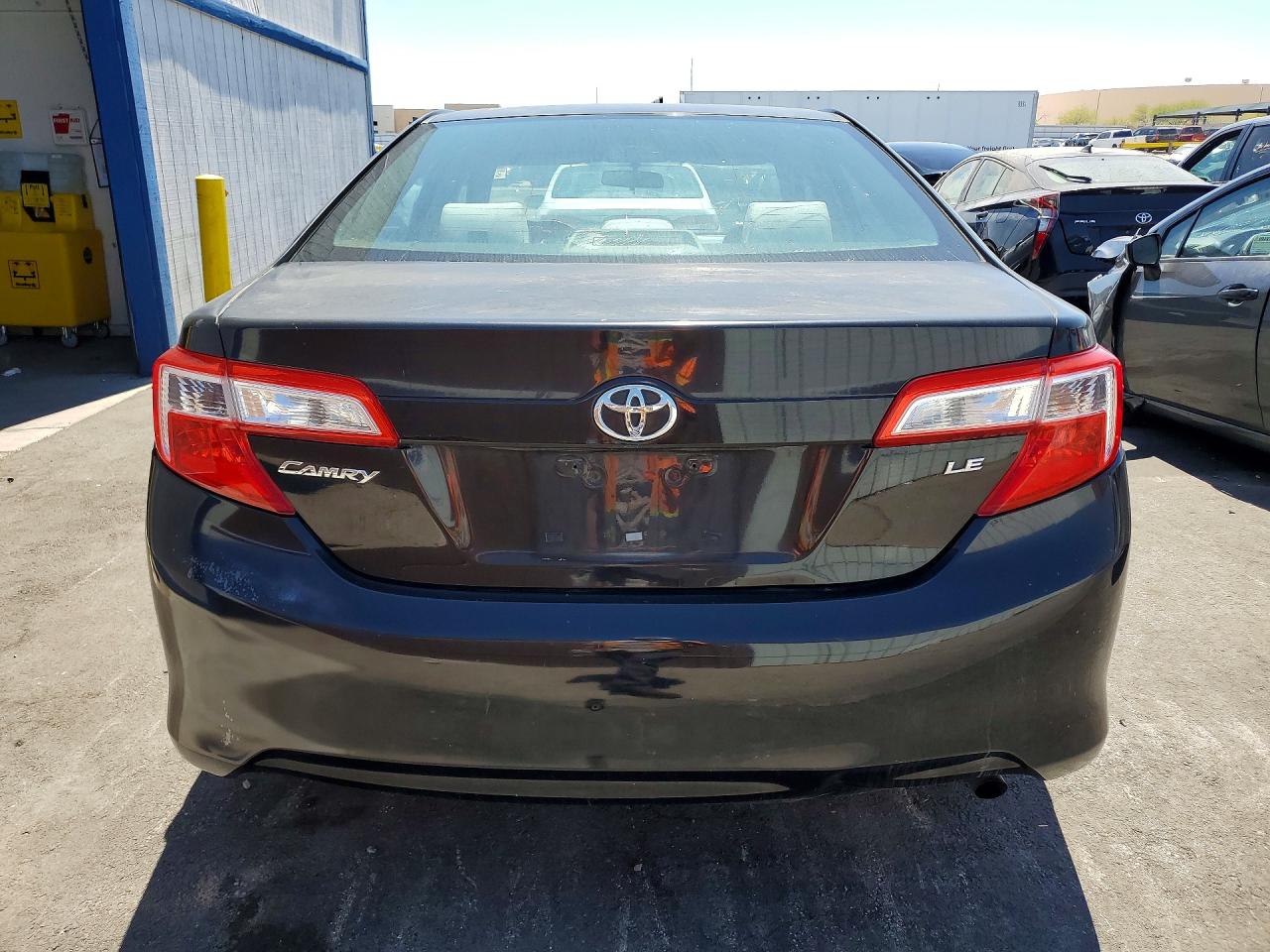 2012 Toyota Camry Black vin: 4T4BF1FKXCR200078