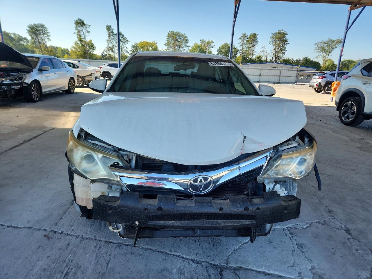 2012 Toyota Camry Le White vin: 4T4BF1FKXCR211758