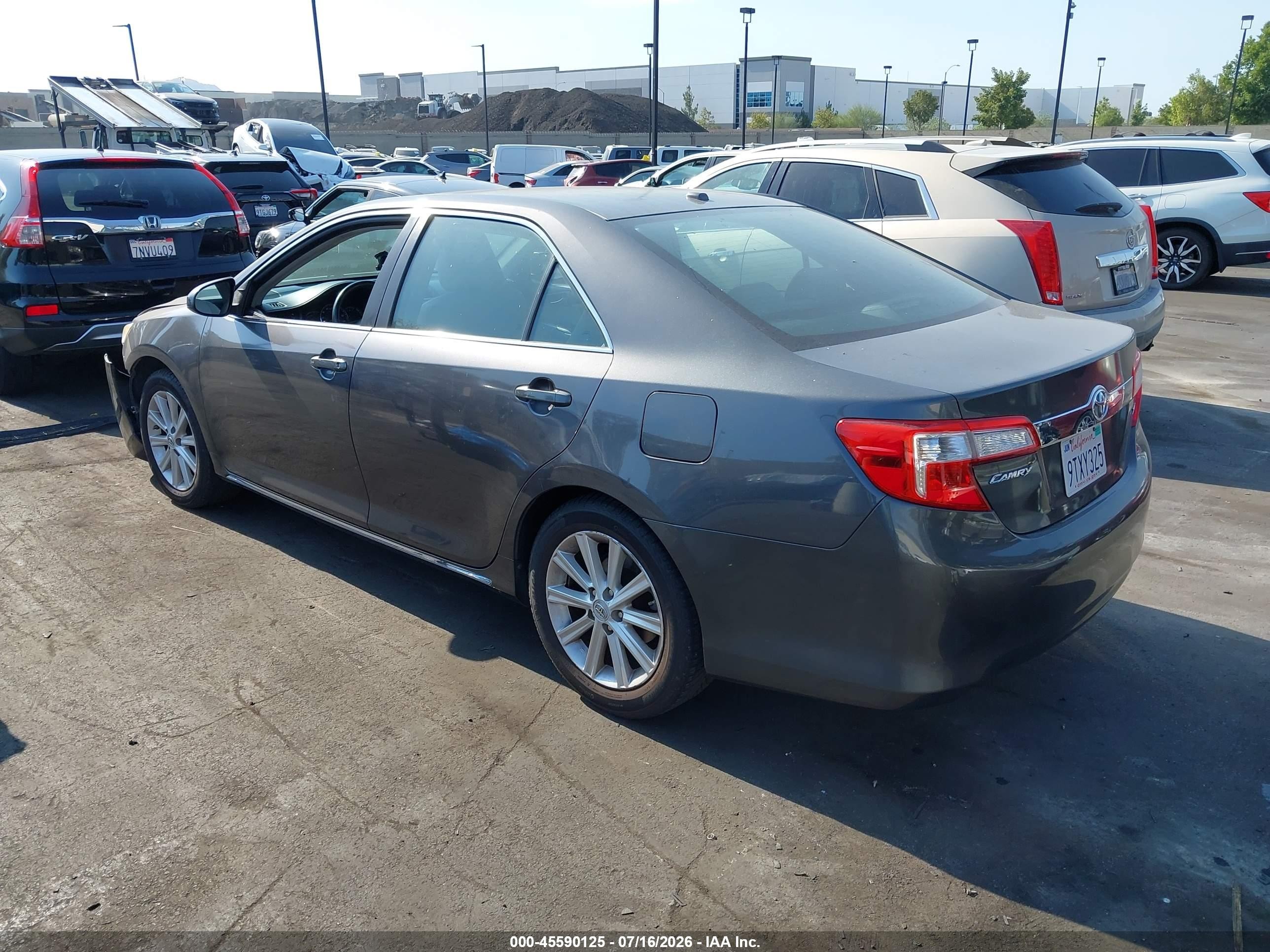 2012 Toyota Camry Xle Gray vin: 4T4BF1FKXCR222470