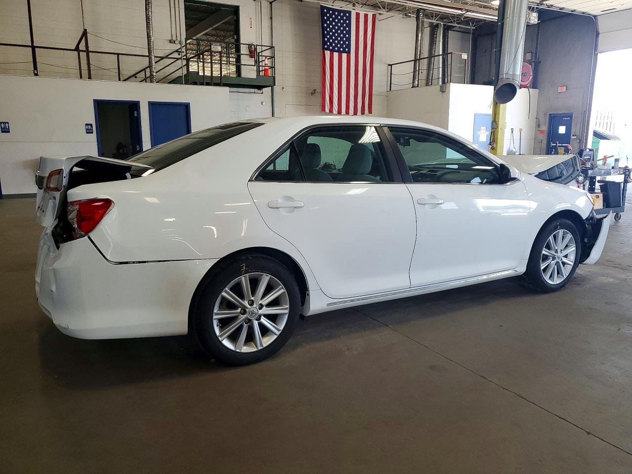2012 Toyota Camry Xle Белый vin: 4T4BF1FKXCR228852