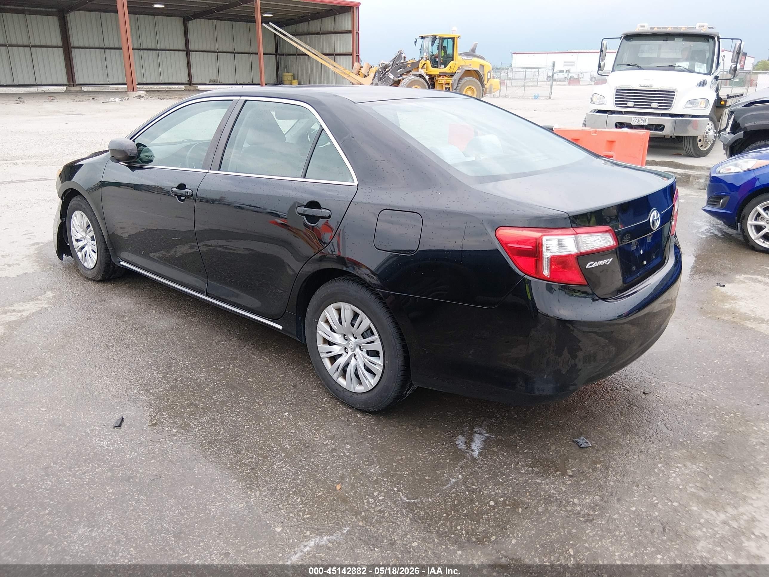 2012 Toyota Camry Le Black vin: 4T4BF1FKXCR231668