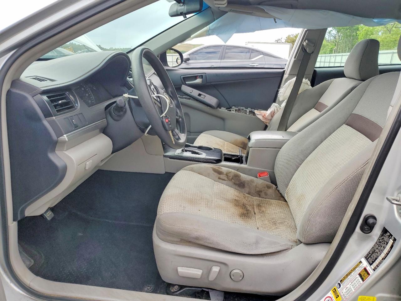 2012 Toyota Camry Le Silver vin: 4T4BF1FKXCR251998