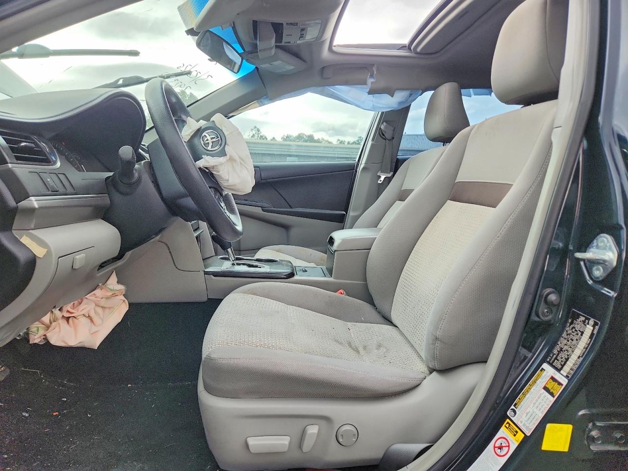 2012 Toyota Camry Le Blue vin: 4T4BF1FKXCR258112