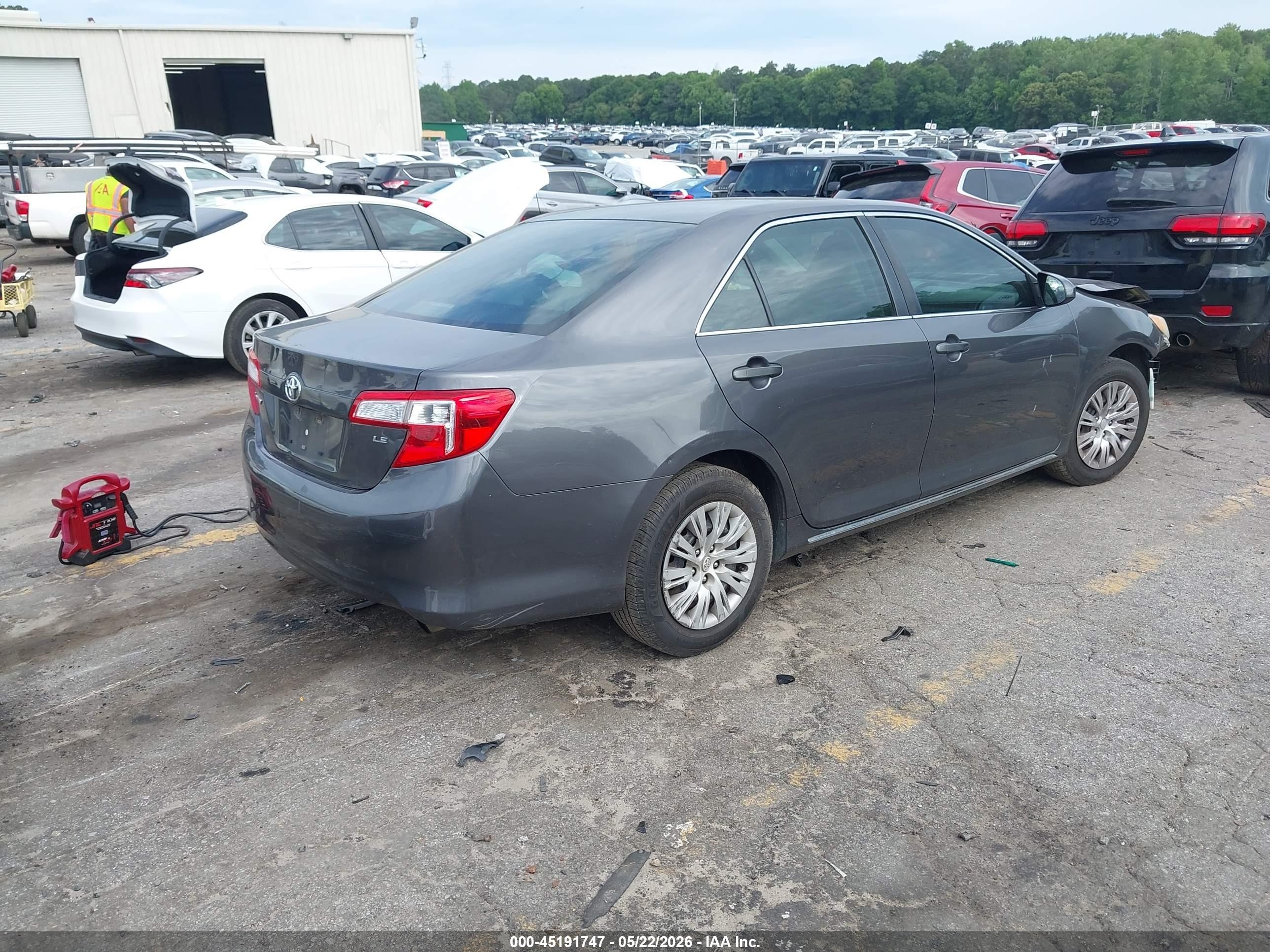 2013 Toyota Camry Le Gray vin: 4T4BF1FKXDR282511