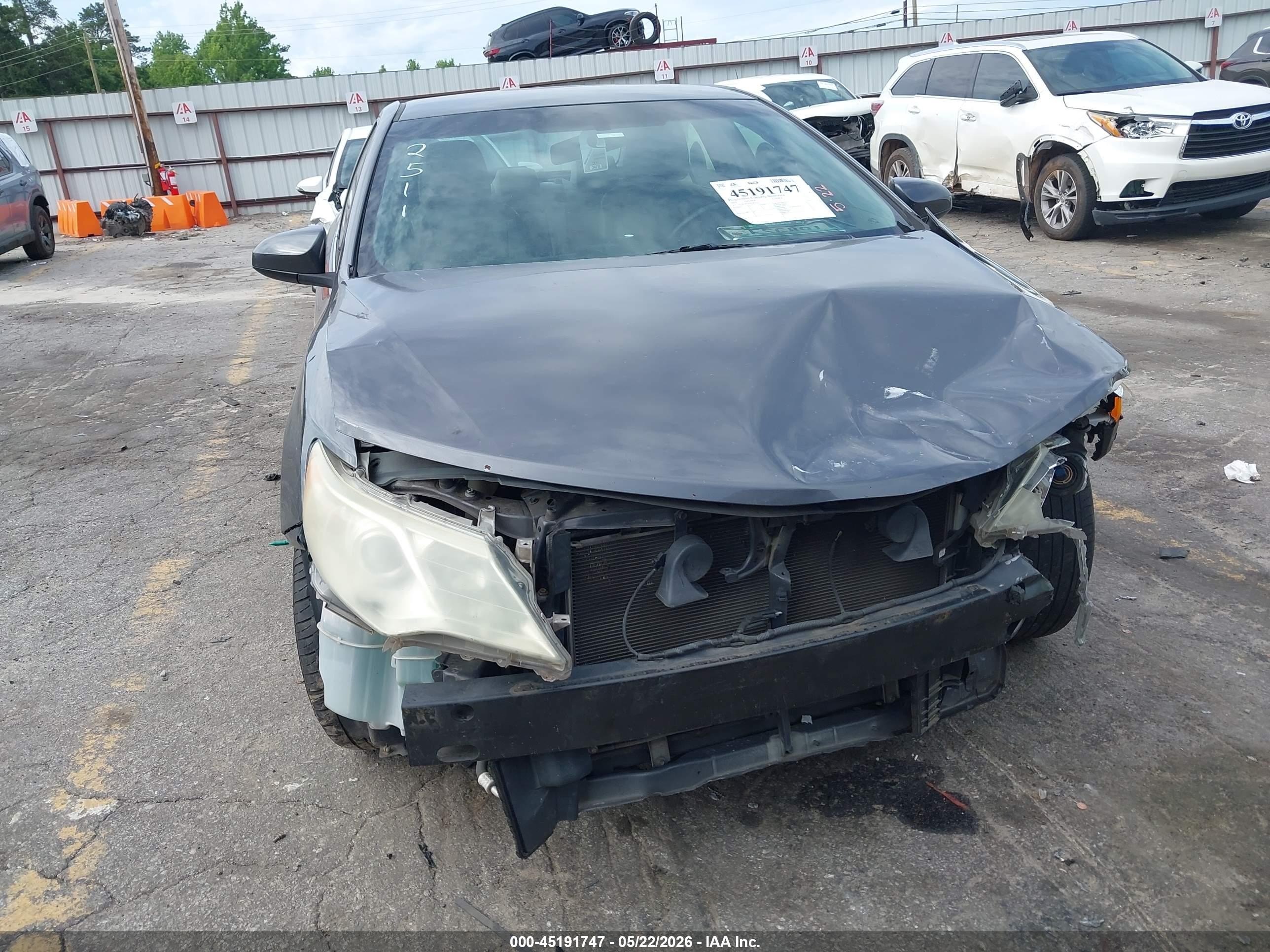 2013 Toyota Camry Le Gray vin: 4T4BF1FKXDR282511