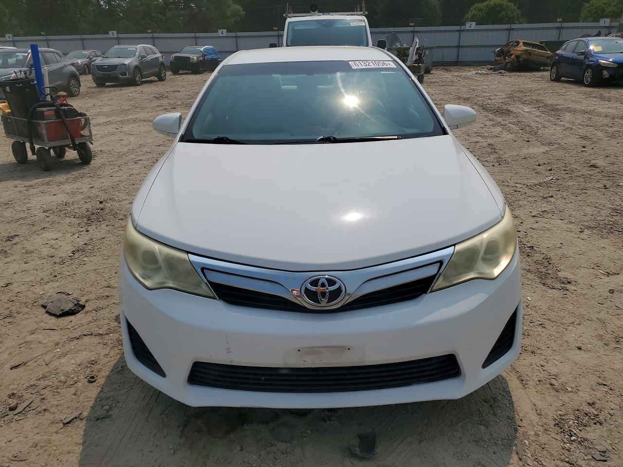 2013 Toyota Camry Le White vin: 4T4BF1FKXDR284713